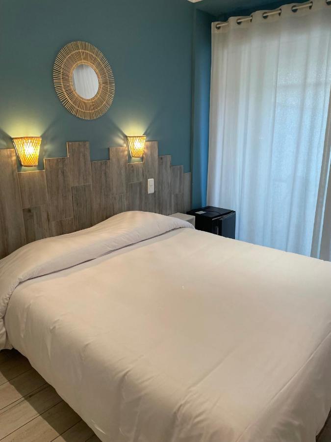 Au Tapis De Sable Hotel แซ็งต์-ซีร์-ซูร์-แมร์ ภายนอก รูปภาพ