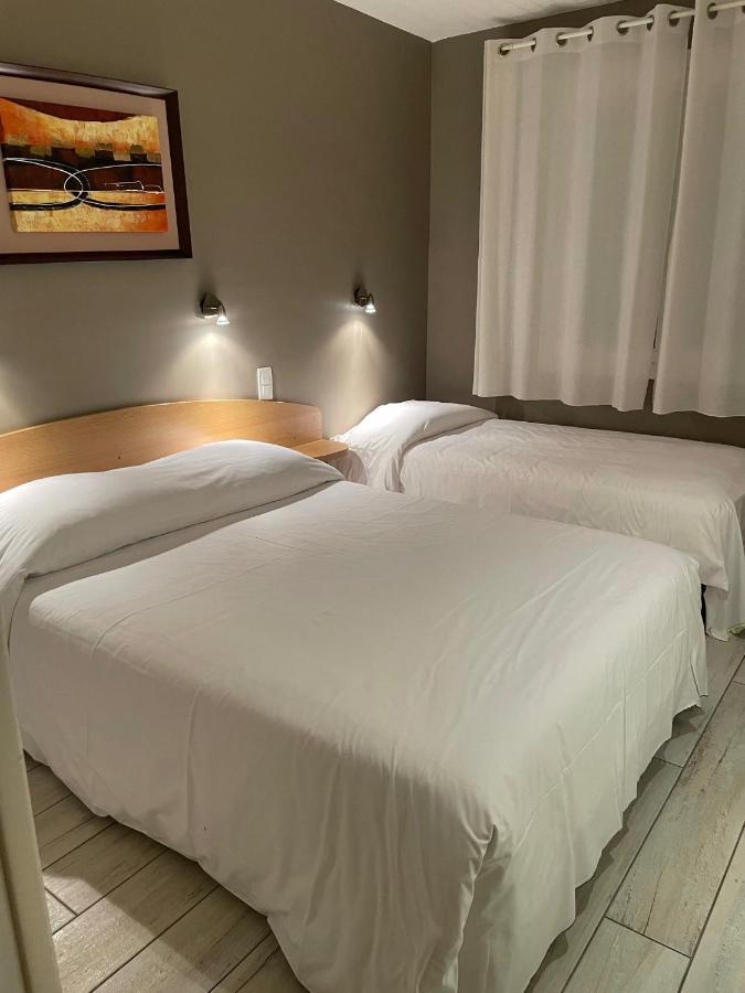 Au Tapis De Sable Hotel แซ็งต์-ซีร์-ซูร์-แมร์ ภายนอก รูปภาพ
