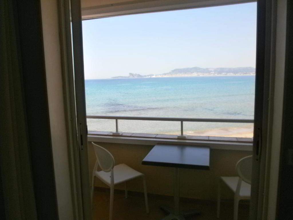 Au Tapis De Sable Hotel แซ็งต์-ซีร์-ซูร์-แมร์ ห้อง รูปภาพ